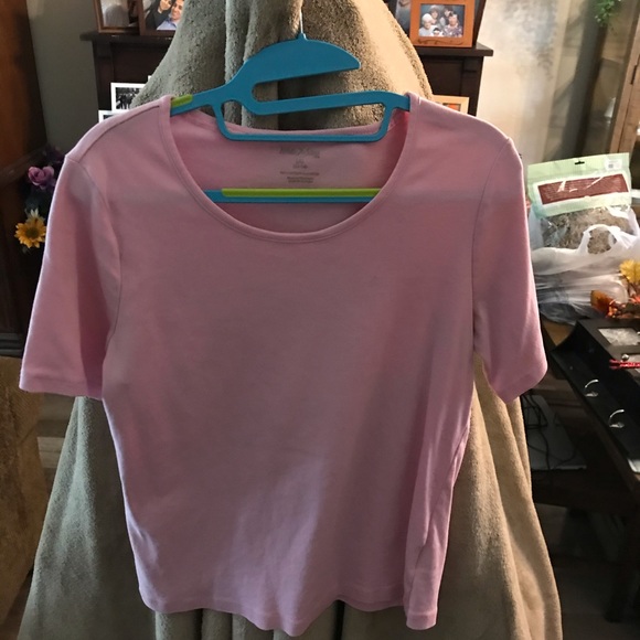 Various shirts - Picture 8 of 8